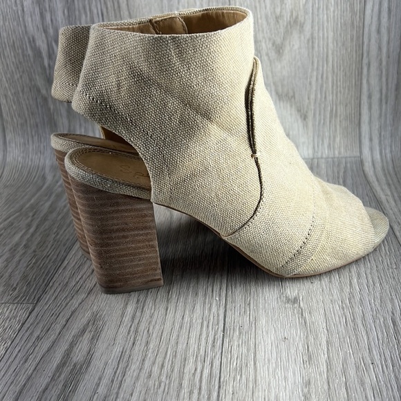 Splendid Darlene Canvas Peep Toe Bootie - Picture 7 of 16